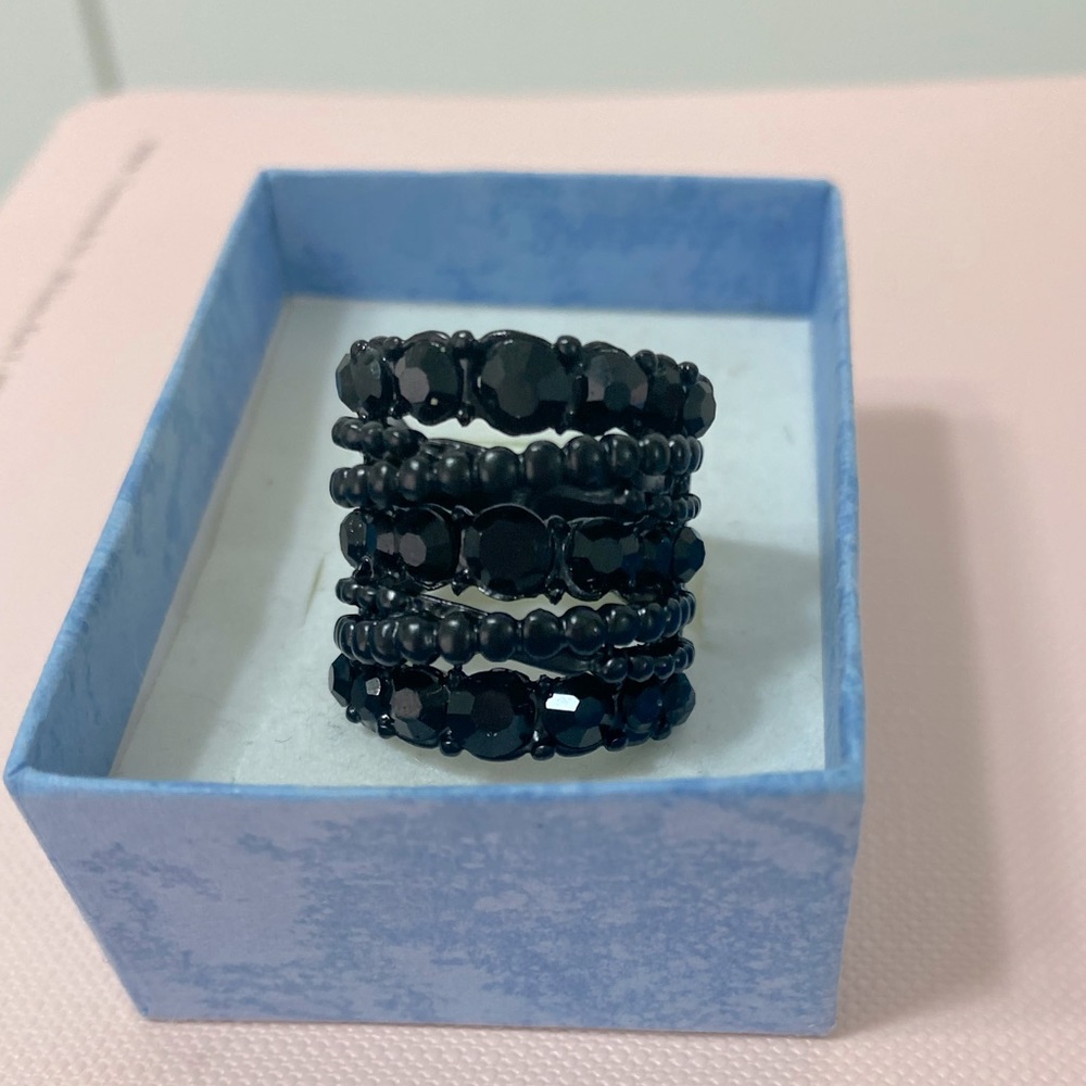 Black - wide ring - size 6 (small)